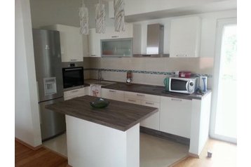 Family pension Maslinica 2